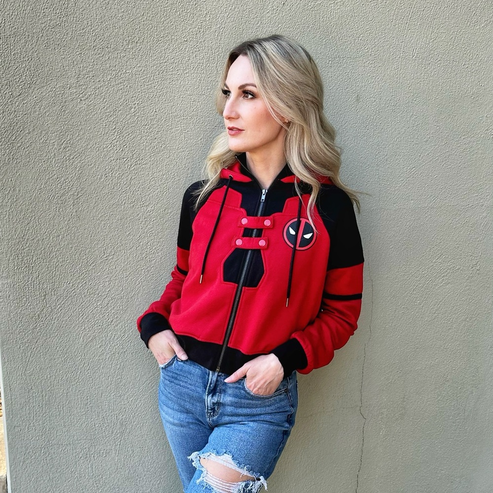 Her Universe Marvel Deadpool & Wolverine Color-Block Girls Crop Hoodie XS